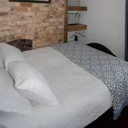 Apartment Quirky - Sleeps 6 - Coastal Area - Parking